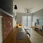 Kawka Na Grobli فروتسواف